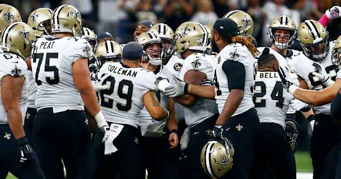 drew-brees-alltime-yardage-record-team-ss.jpg